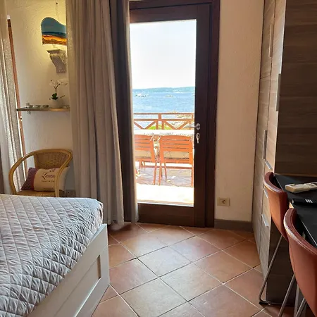 Les Capitaineries Bed & Breakfast